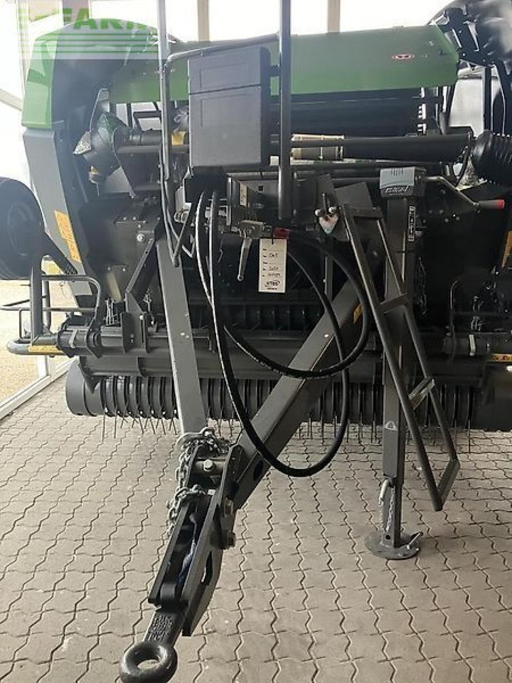 Fendt rotana 130f - Presse à balles cubiques: photos 5 Fendt rotana 130f - Presse à balles cubiques: photos 5