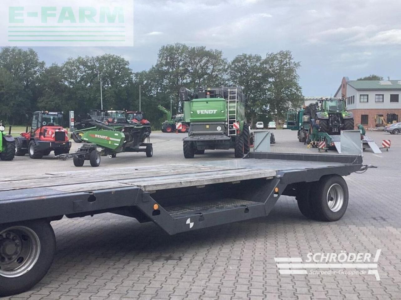 Fliegl dtl 300 p -tieflader - Remorque porte-engin surbaissée: photos 5 Fliegl dtl 300 p -tieflader - Remorque porte-engin surbaissée: photos 5