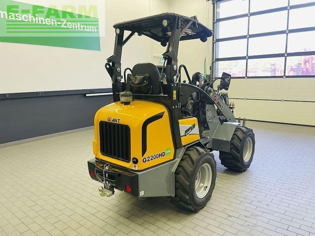 Giant g2200 hd - Mini pelle: photos 5 Giant g2200 hd - Mini pelle: photos 5