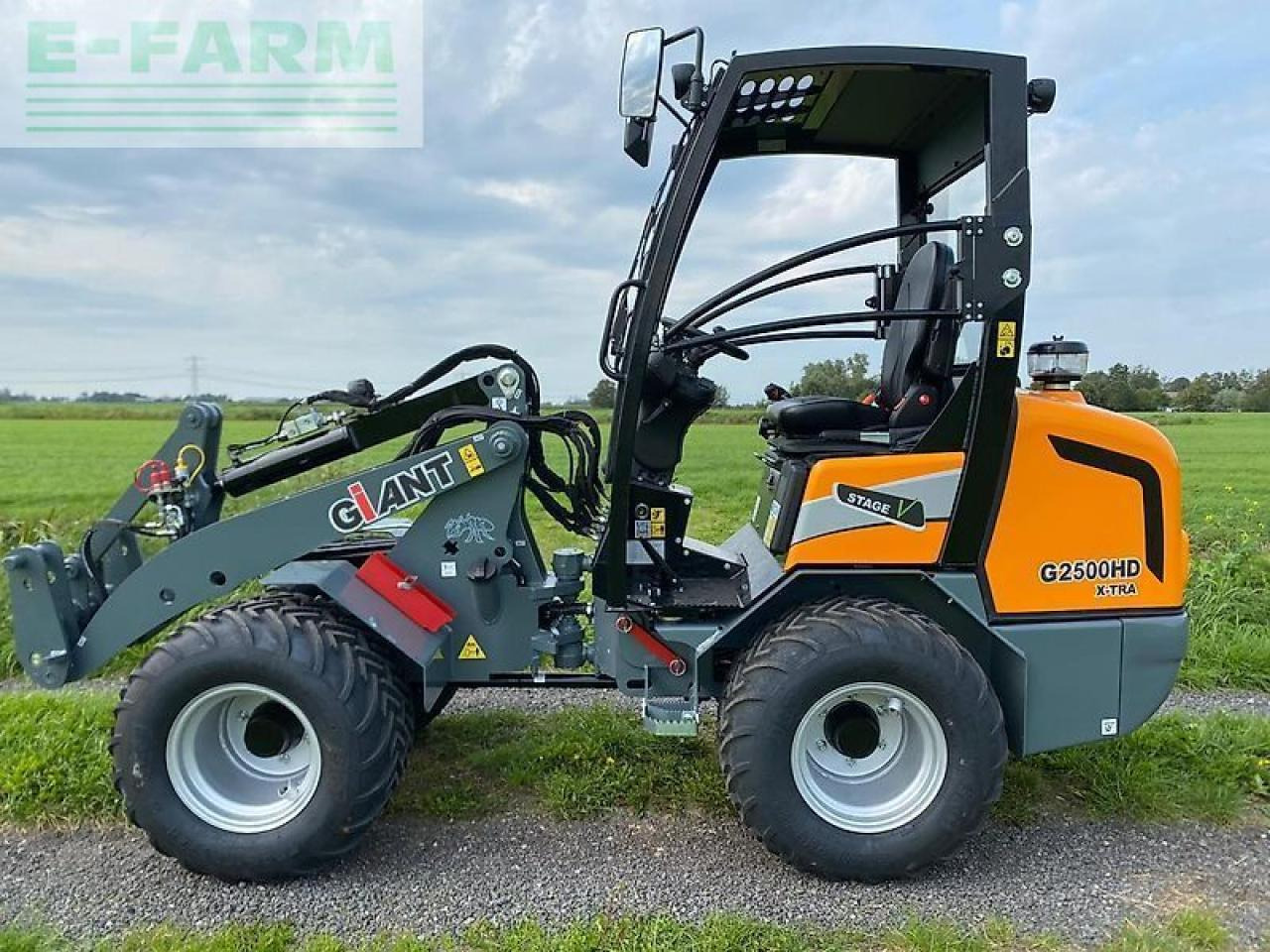 Giant g2500 x-tra hd neu - Mini pelle: photos 1 Giant g2500 x-tra hd neu - Mini pelle: photos 1