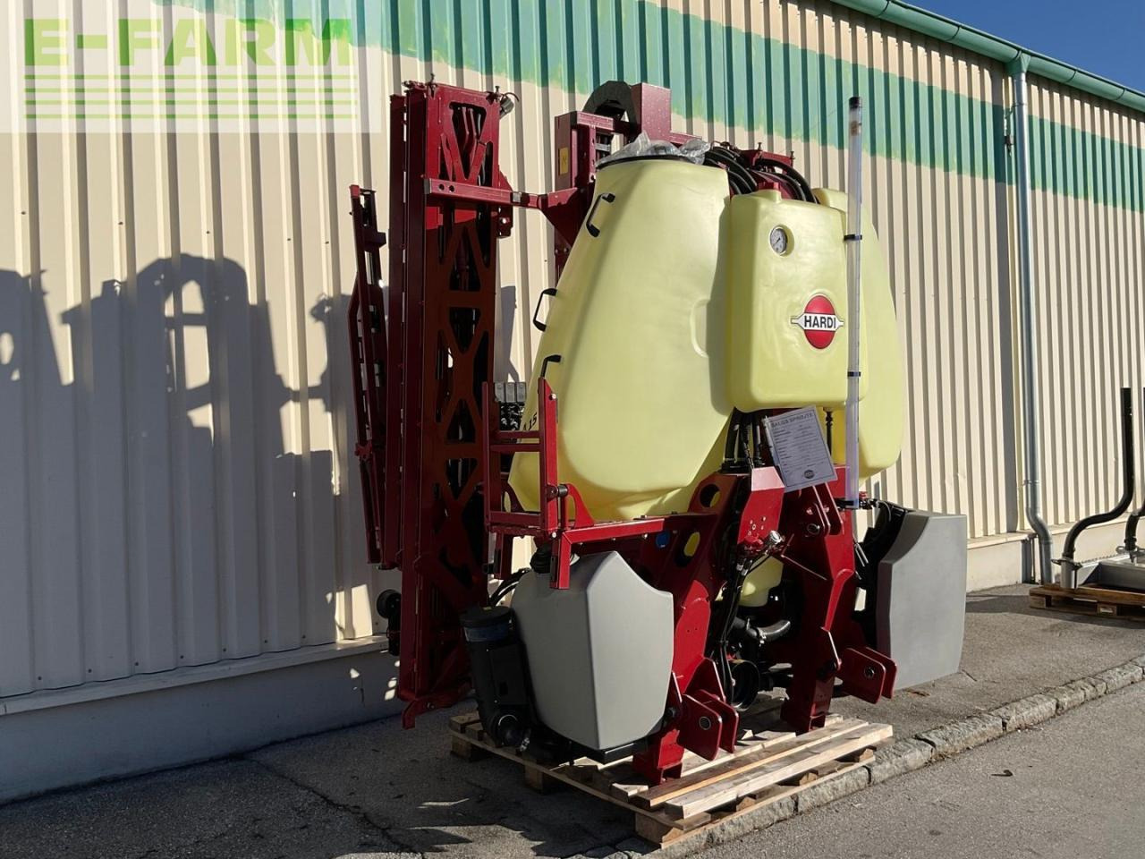 Hardi Mega 1500 - Pulvérisateur traîné: photos 4 Hardi Mega 1500 - Pulvérisateur traîné: photos 4