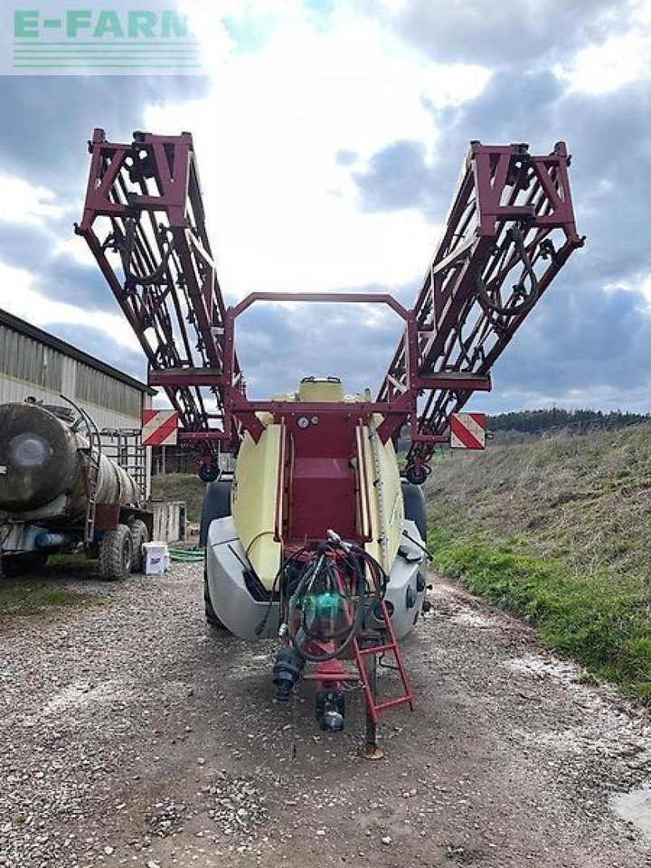Hardi commander 4400 i 30m lp - Pulvérisateur traîné: photos 5 Hardi commander 4400 i 30m lp - Pulvérisateur traîné: photos 5
