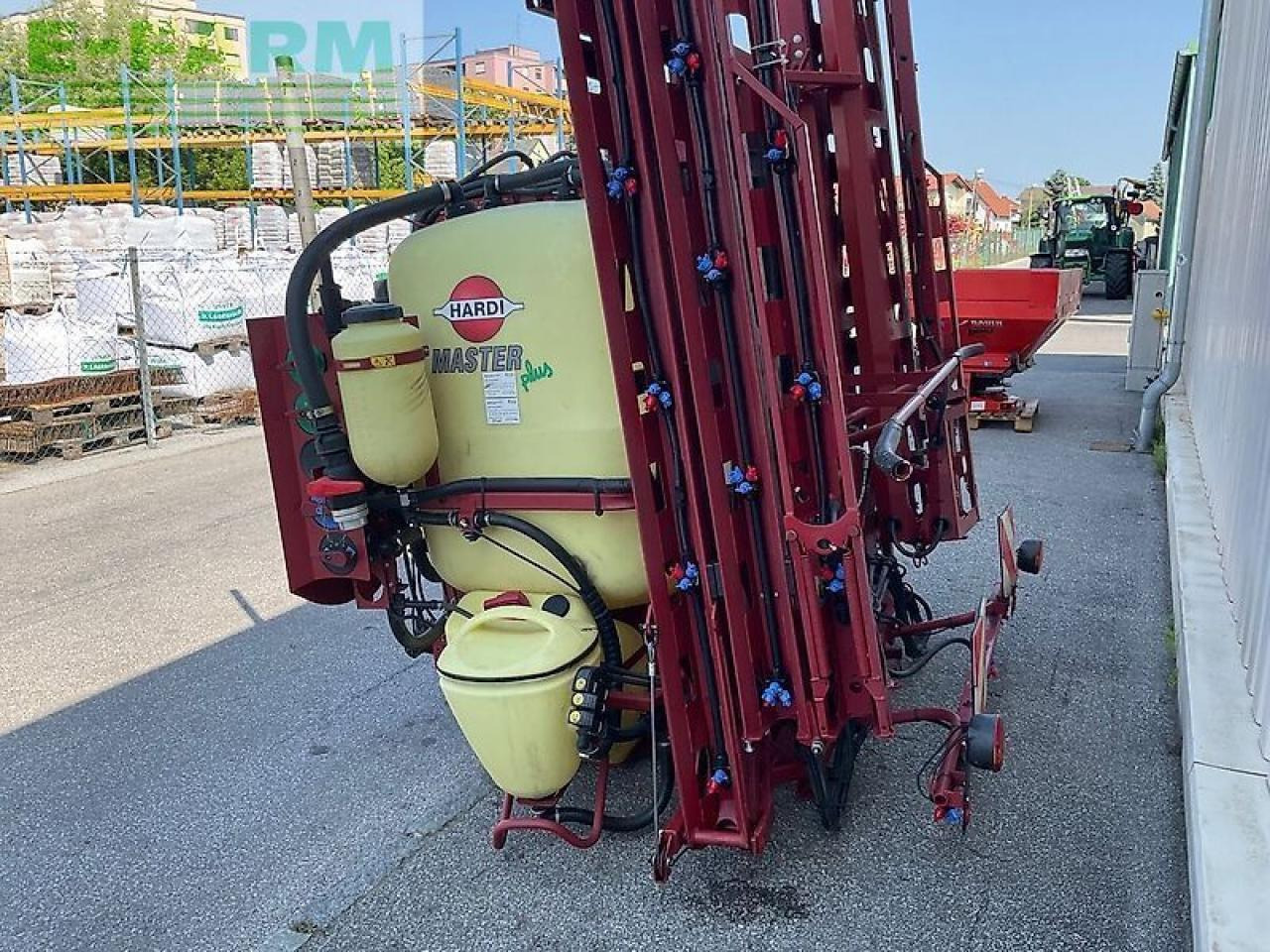 Hardi master plus 1500 - Pulvérisateur traîné: photos 4 Hardi master plus 1500 - Pulvérisateur traîné: photos 4