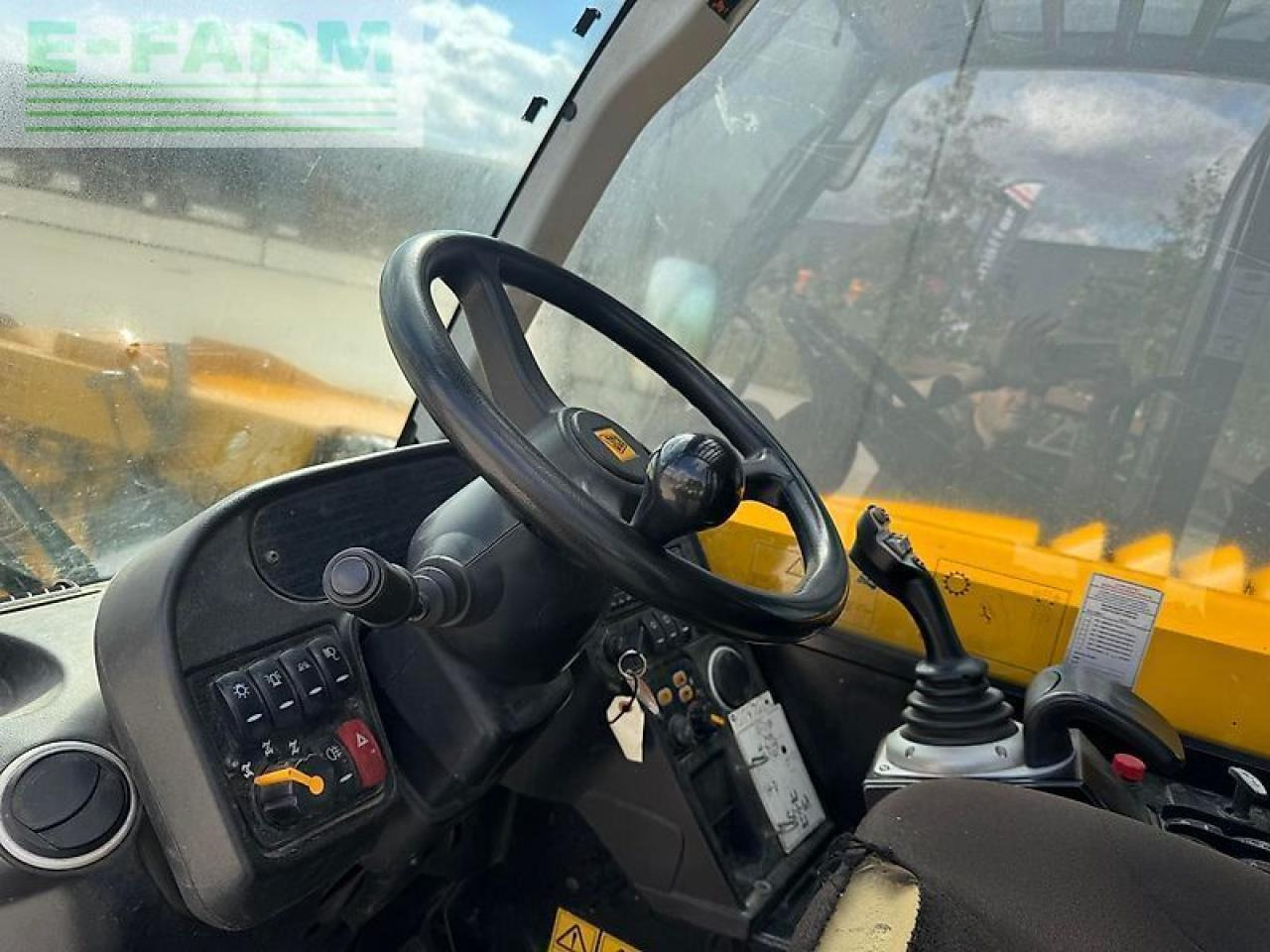 JCB 541.70 - Chariot télescopique: photos 4 JCB 541.70 - Chariot télescopique: photos 4