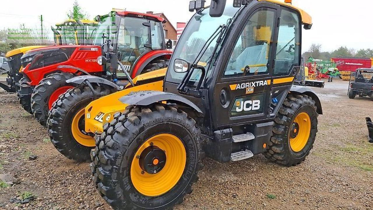 JCB 542-70 agri xtra - Chargeuse sur pneus: photos 2 JCB 542-70 agri xtra - Chargeuse sur pneus: photos 2
