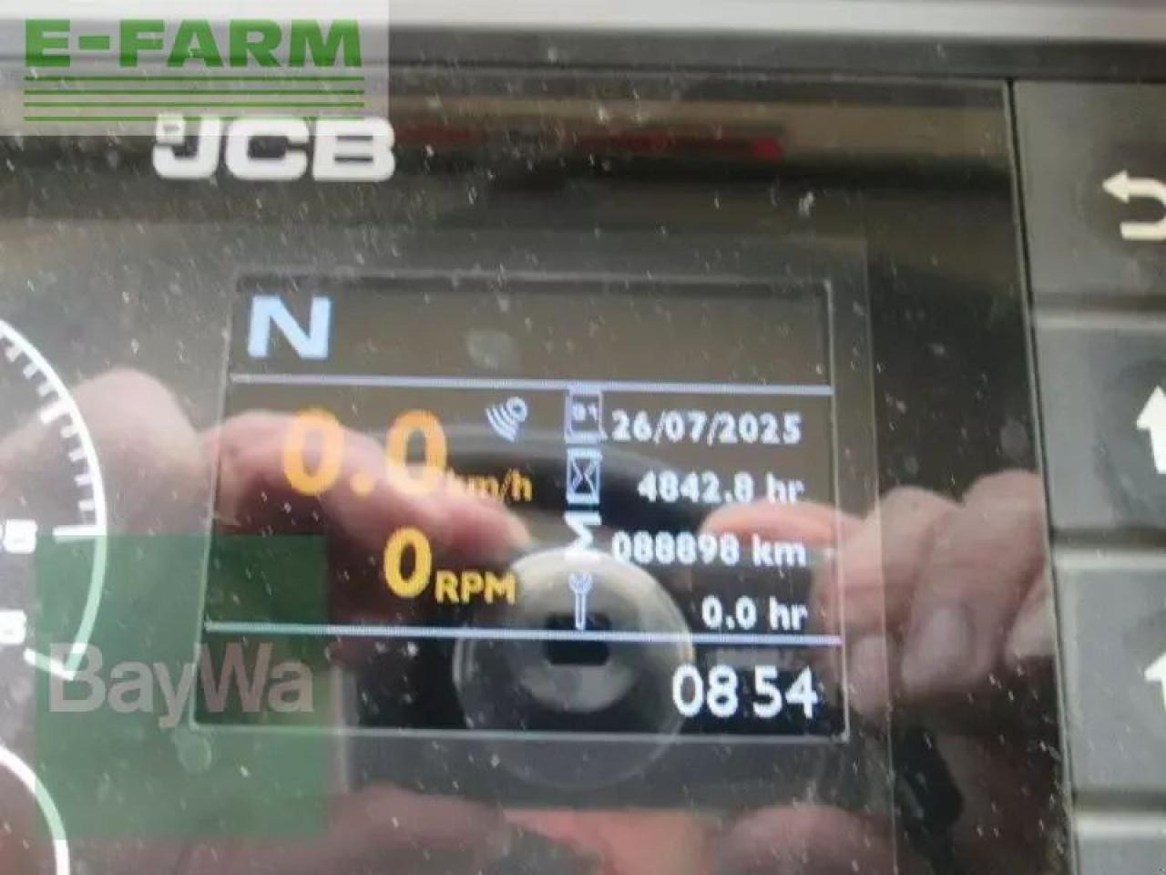 Tracteur agricole JCB jcb 8330: photos 11 Tracteur agricole JCB jcb 8330: photos 11