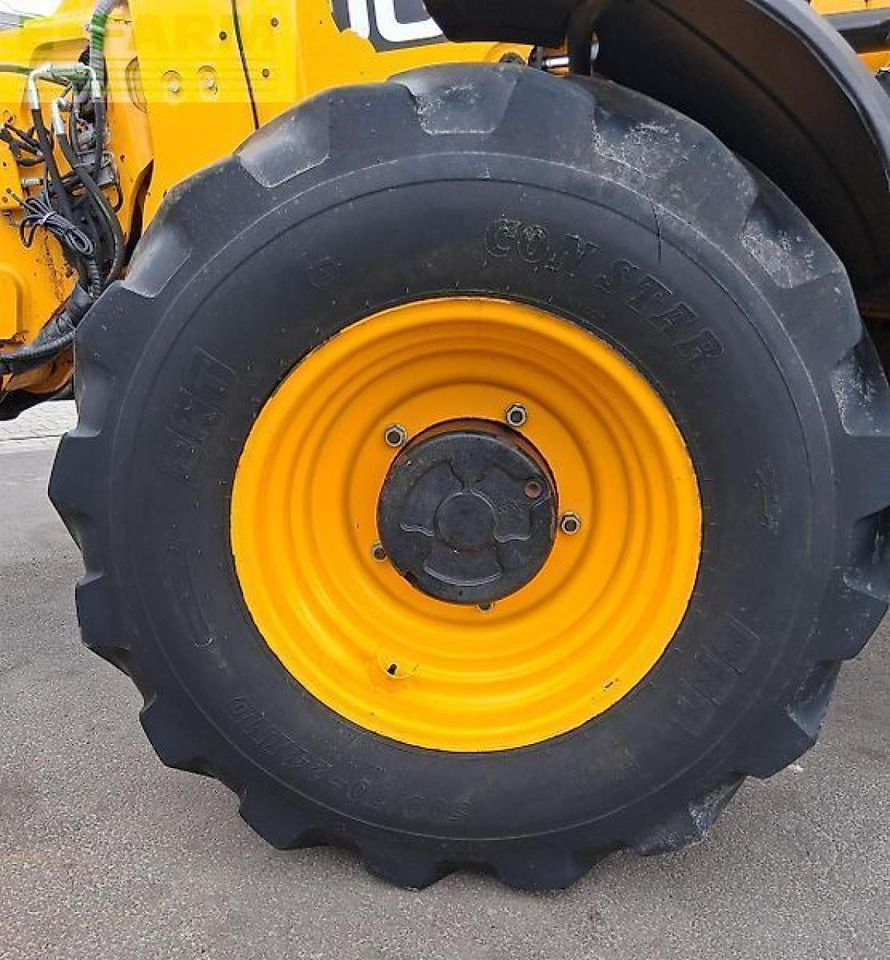Chargeuse sur pneus JCB tm 320s: photos 16
