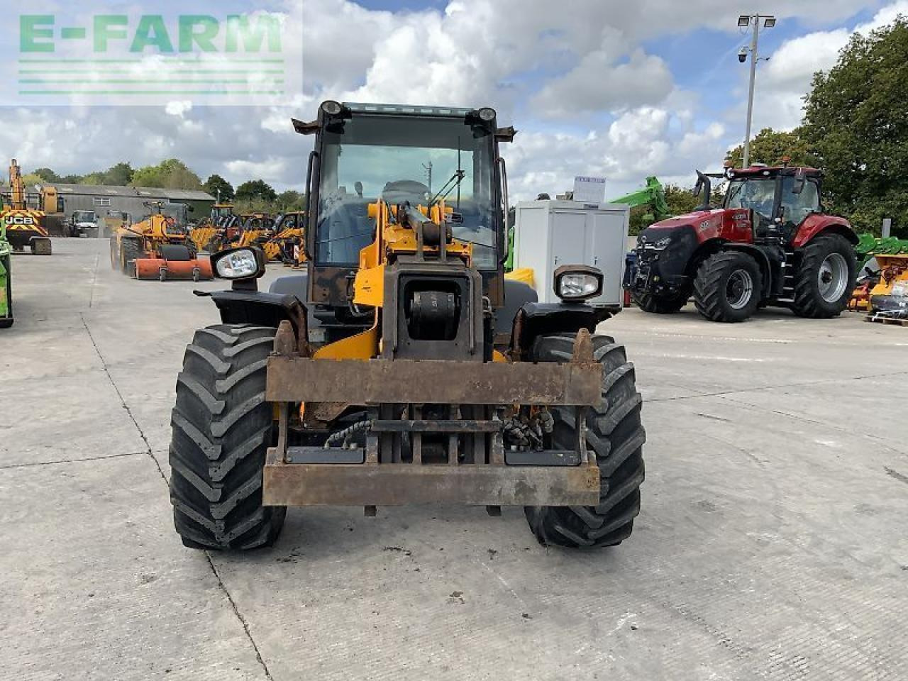 JCB tm310 agri pivot steer telehandler (st22428) - Chargeuse sur pneus: photos 4 JCB tm310 agri pivot steer telehandler (st22428) - Chargeuse sur pneus: photos 4