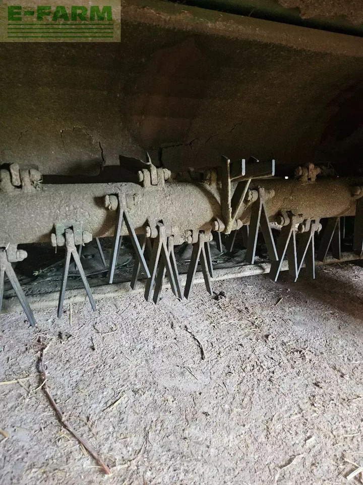 John Deere 1365 - Faucheuse: photos 5 John Deere 1365 - Faucheuse: photos 5