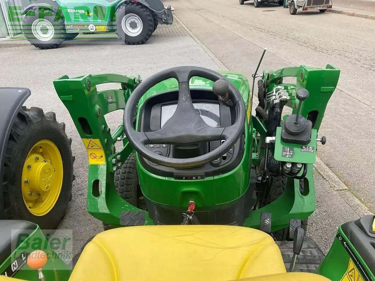 John Deere 3038 e - Tracteur agricole: photos 4 John Deere 3038 e - Tracteur agricole: photos 4