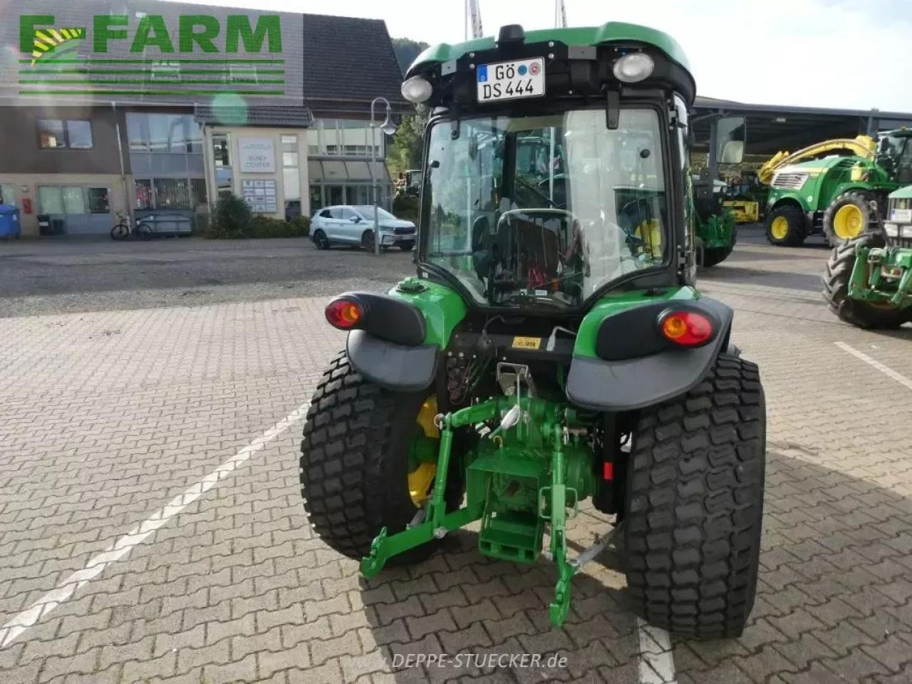 John Deere 4052r - Tracteur agricole: photos 4 John Deere 4052r - Tracteur agricole: photos 4