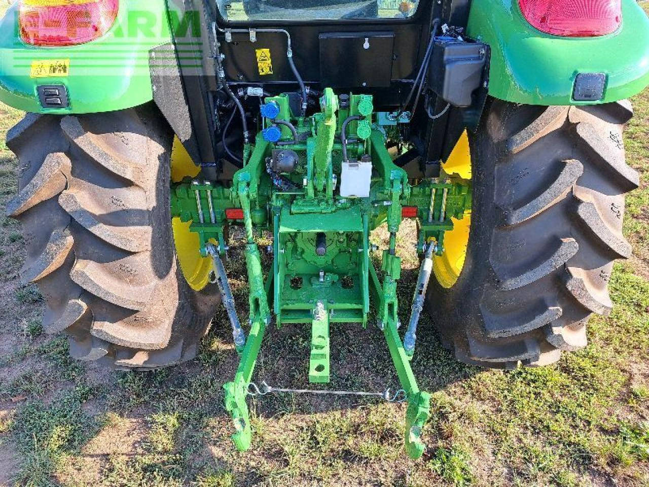 Tracteur agricole John Deere 5075e: photos 6