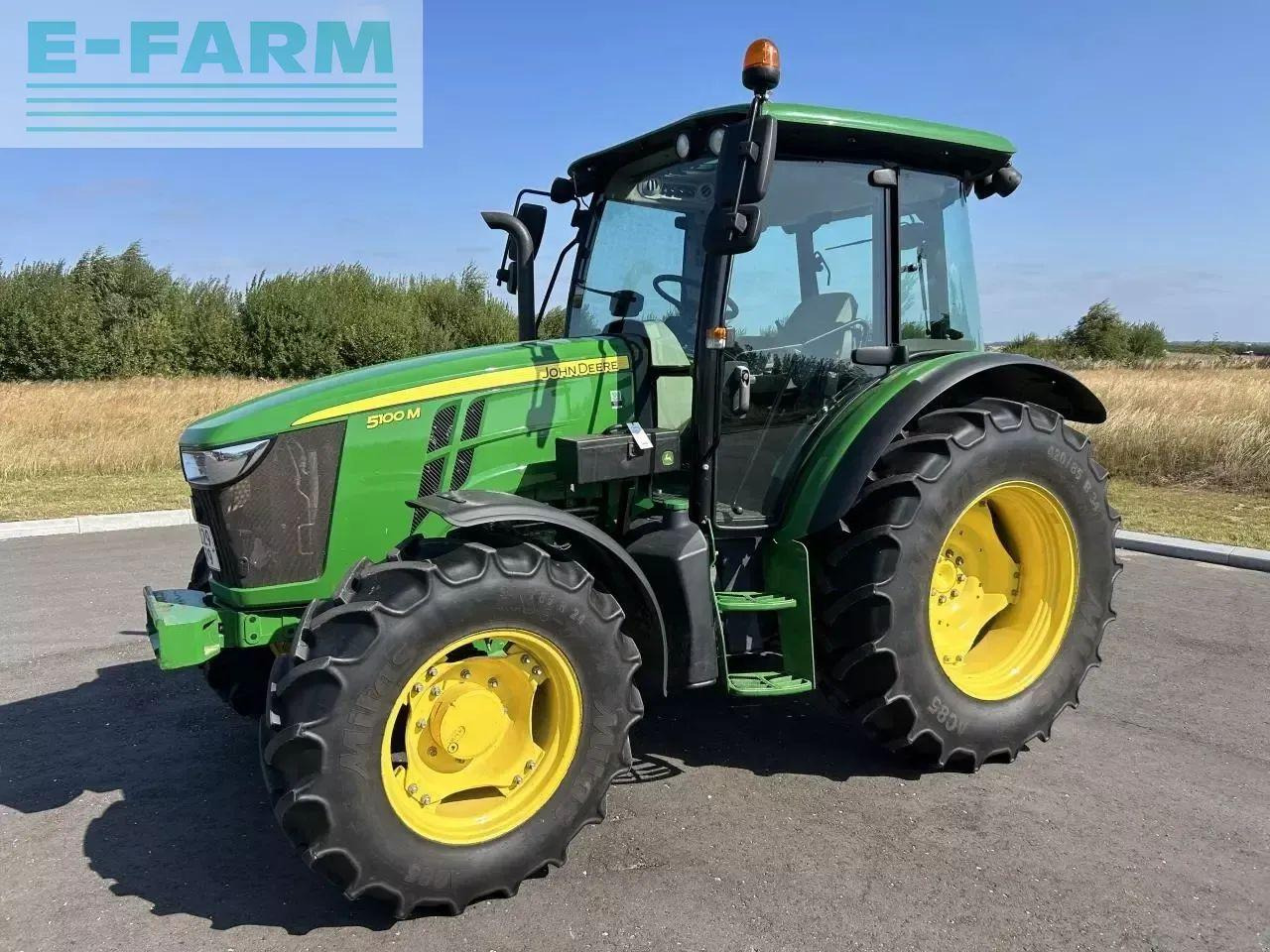 John Deere 5100m - Tracteur agricole: photos 1 John Deere 5100m - Tracteur agricole: photos 1