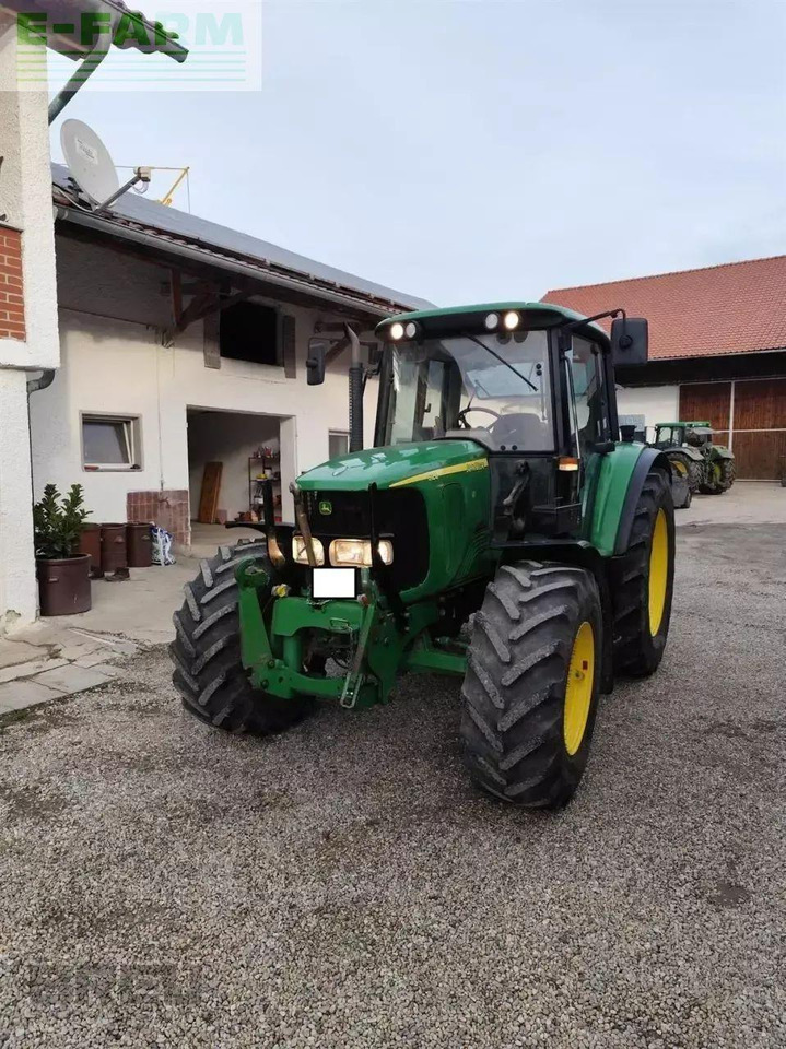John Deere 6120 - Tracteur agricole: photos 1 John Deere 6120 - Tracteur agricole: photos 1