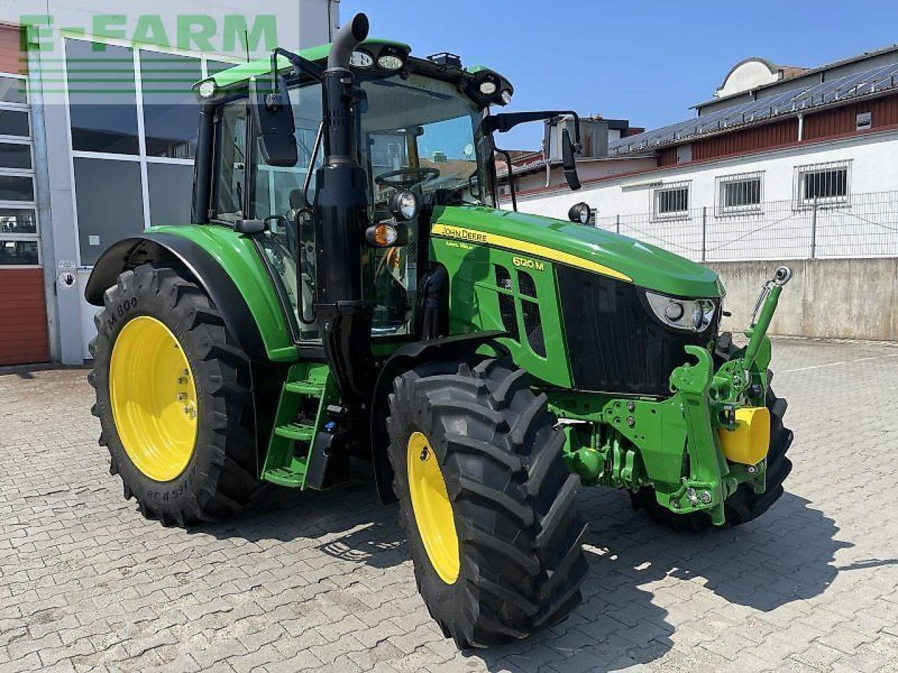 John Deere 6120m - Tracteur agricole: photos 1 John Deere 6120m - Tracteur agricole: photos 1