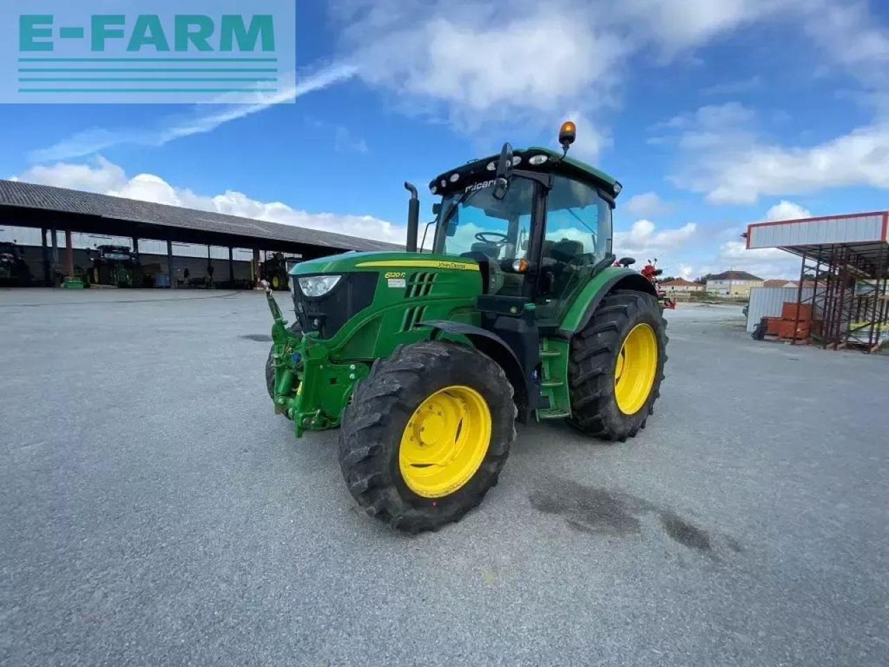 John Deere 6120r powerquad+ - Tracteur agricole: photos 2 John Deere 6120r powerquad+ - Tracteur agricole: photos 2