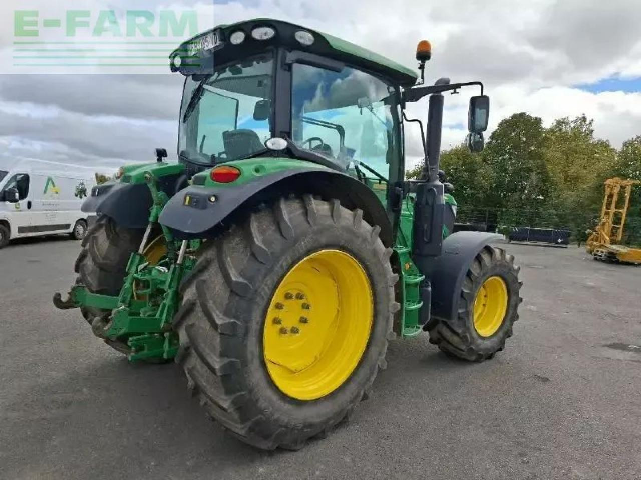 John Deere 6130r - Tracteur agricole: photos 3 John Deere 6130r - Tracteur agricole: photos 3