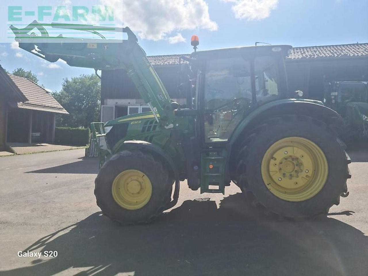 John Deere 6130r - Tracteur agricole: photos 3 John Deere 6130r - Tracteur agricole: photos 3