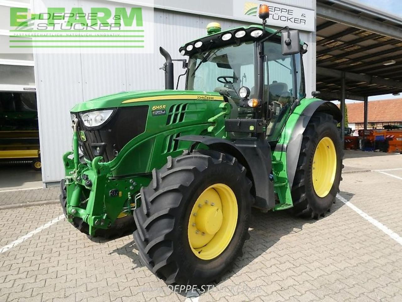 John Deere 6145r directdrive - Tracteur agricole: photos 1 John Deere 6145r directdrive - Tracteur agricole: photos 1