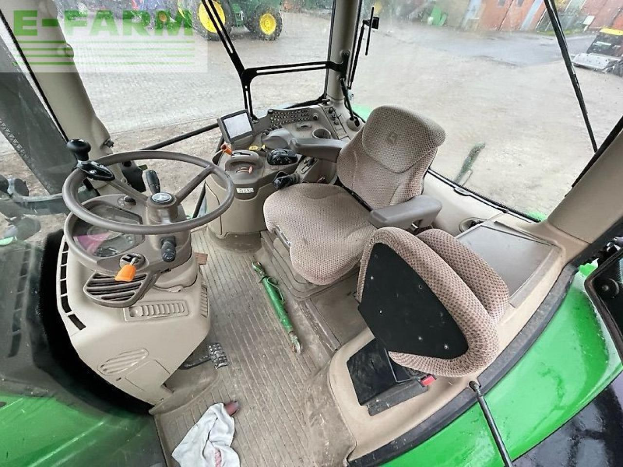 Tracteur agricole John Deere 6150r: photos 14