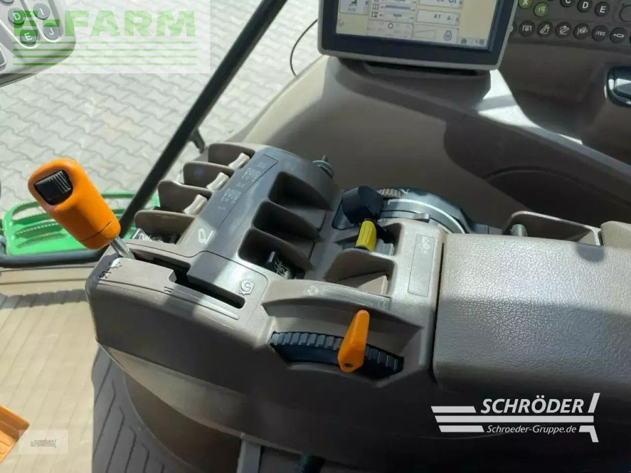 Tracteur agricole John Deere 6170 r: photos 17 Tracteur agricole John Deere 6170 r: photos 17