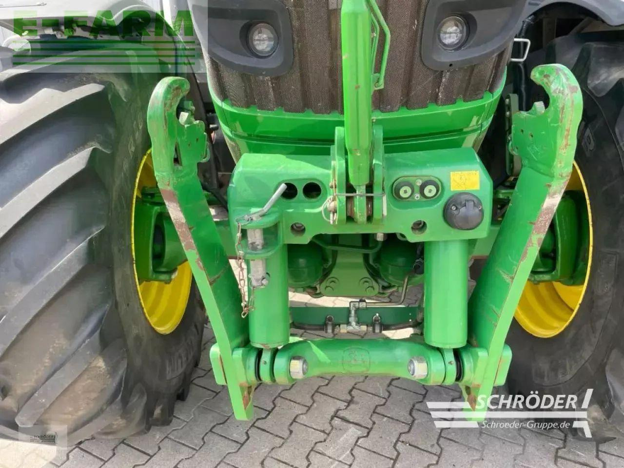 Tracteur agricole John Deere 6170 r: photos 8 Tracteur agricole John Deere 6170 r: photos 8
