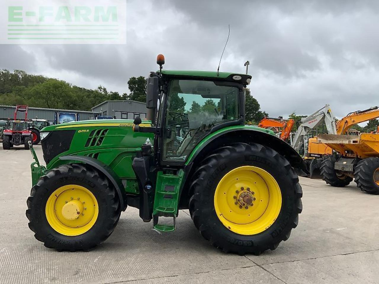 John Deere 6215r tractor (st23802) - Tracteur agricole: photos 5 John Deere 6215r tractor (st23802) - Tracteur agricole: photos 5