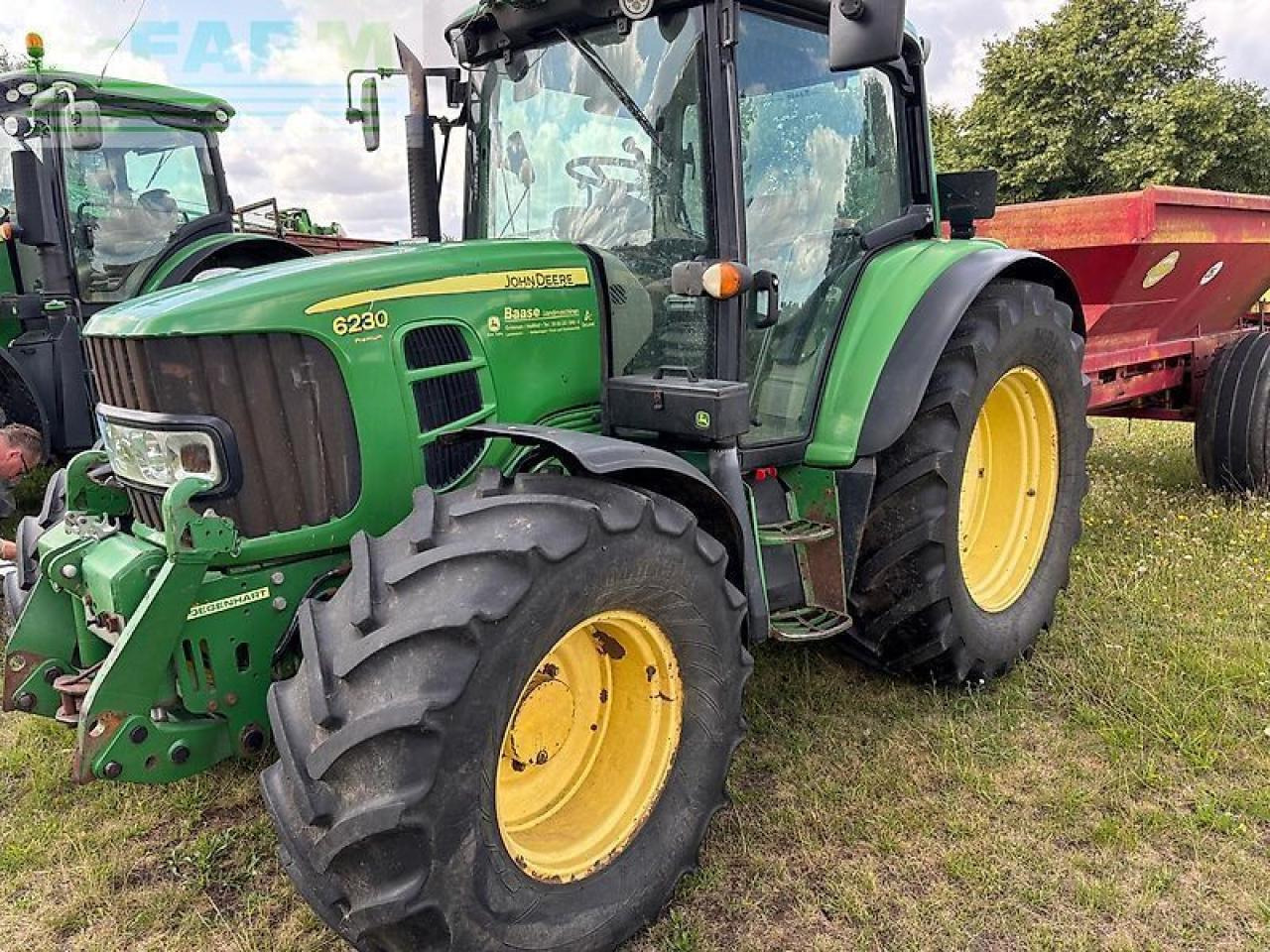 John Deere 6230 tls, powr quad - Tracteur agricole: photos 1 John Deere 6230 tls, powr quad - Tracteur agricole: photos 1