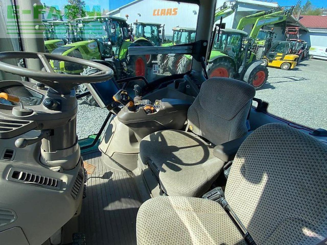 Tracteur agricole John Deere 6250r: photos 10