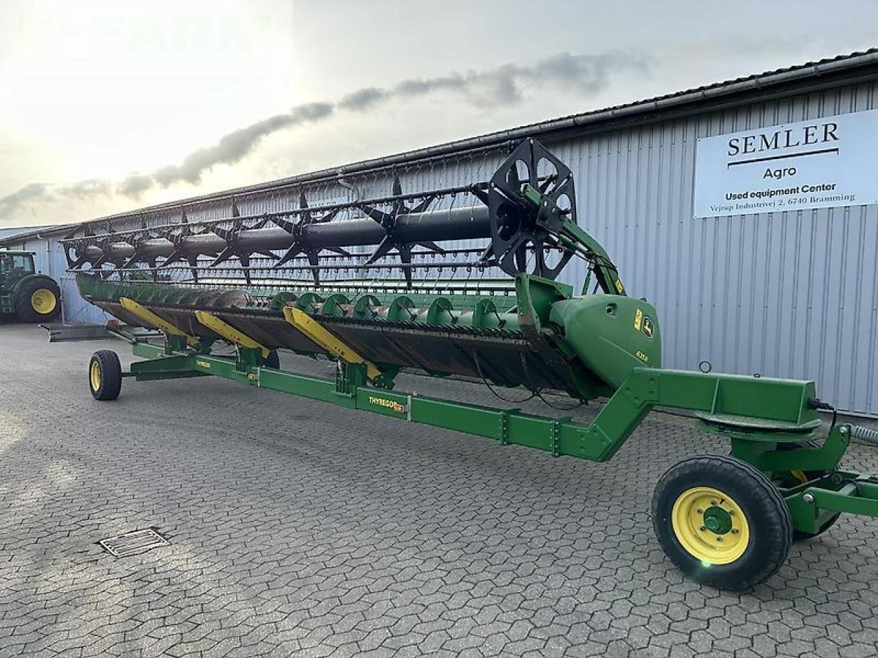 John Deere 635r - Accessoire aux ensileuses: photos 2 John Deere 635r - Accessoire aux ensileuses: photos 2