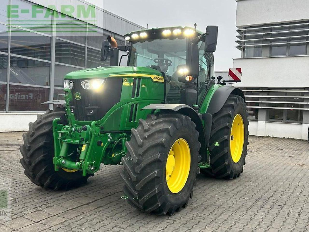 John Deere 6r 250 6r250 6250r garantieverlängerung - Tracteur agricole: photos 1 John Deere 6r 250 6r250 6250r garantieverlängerung - Tracteur agricole: photos 1
