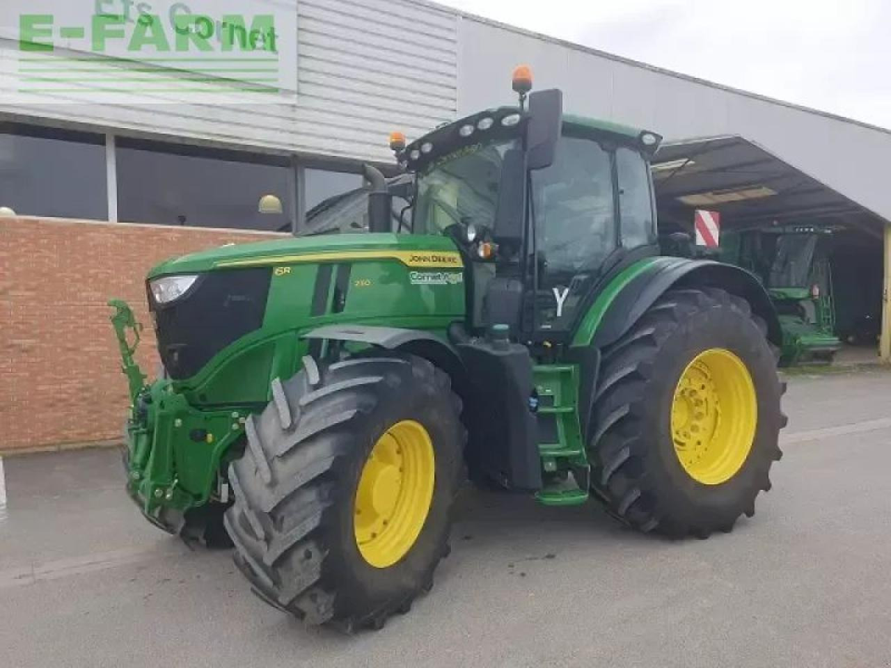 John Deere 6r 250 - Tracteur agricole: photos 1 John Deere 6r 250 - Tracteur agricole: photos 1