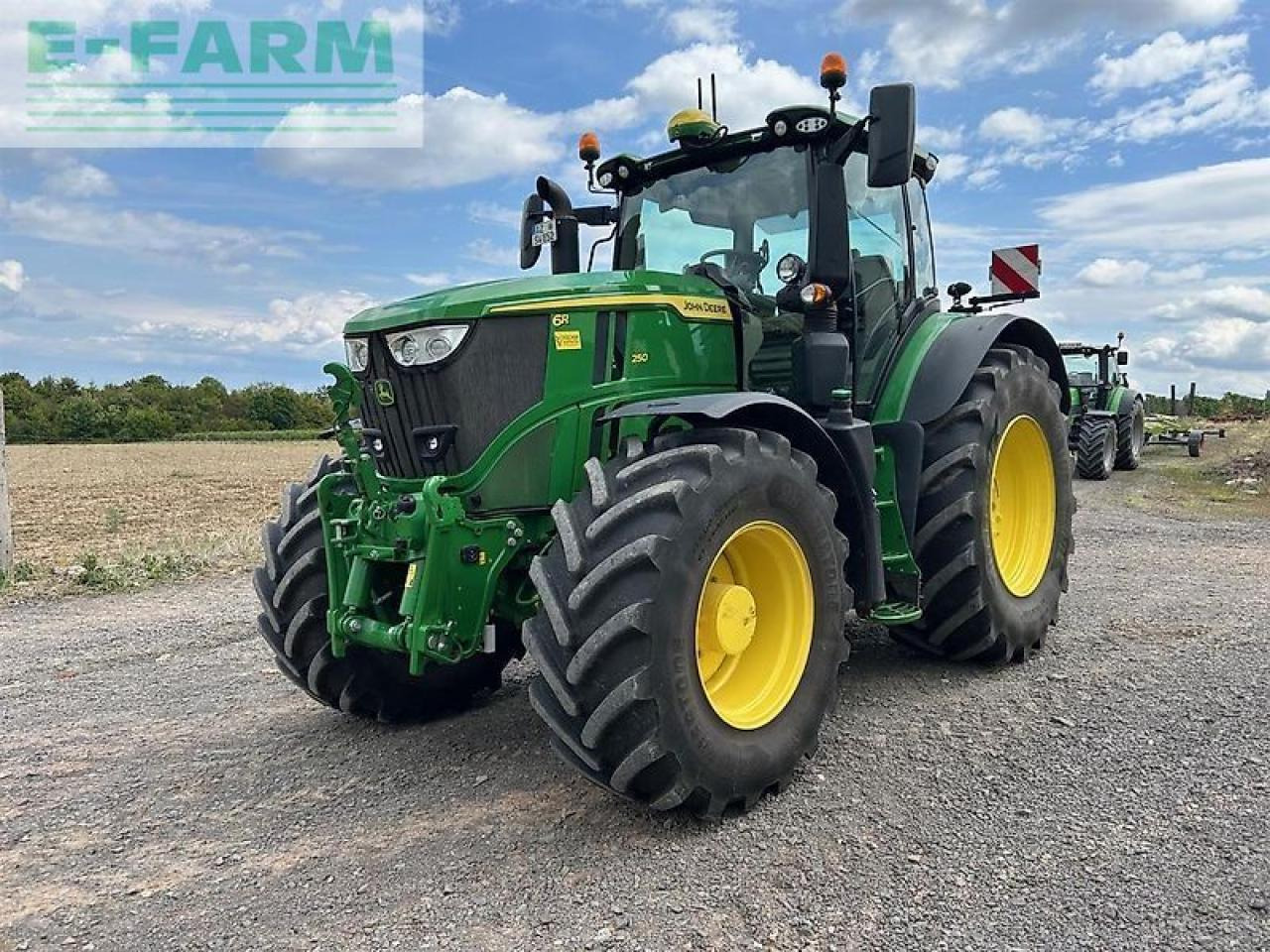 John Deere 6r 250 - Tracteur agricole: photos 1 John Deere 6r 250 - Tracteur agricole: photos 1