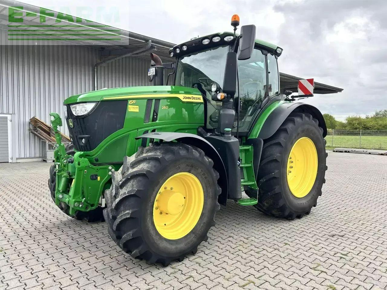 John Deere 6r 250 certified used - Tracteur agricole: photos 3 John Deere 6r 250 certified used - Tracteur agricole: photos 3