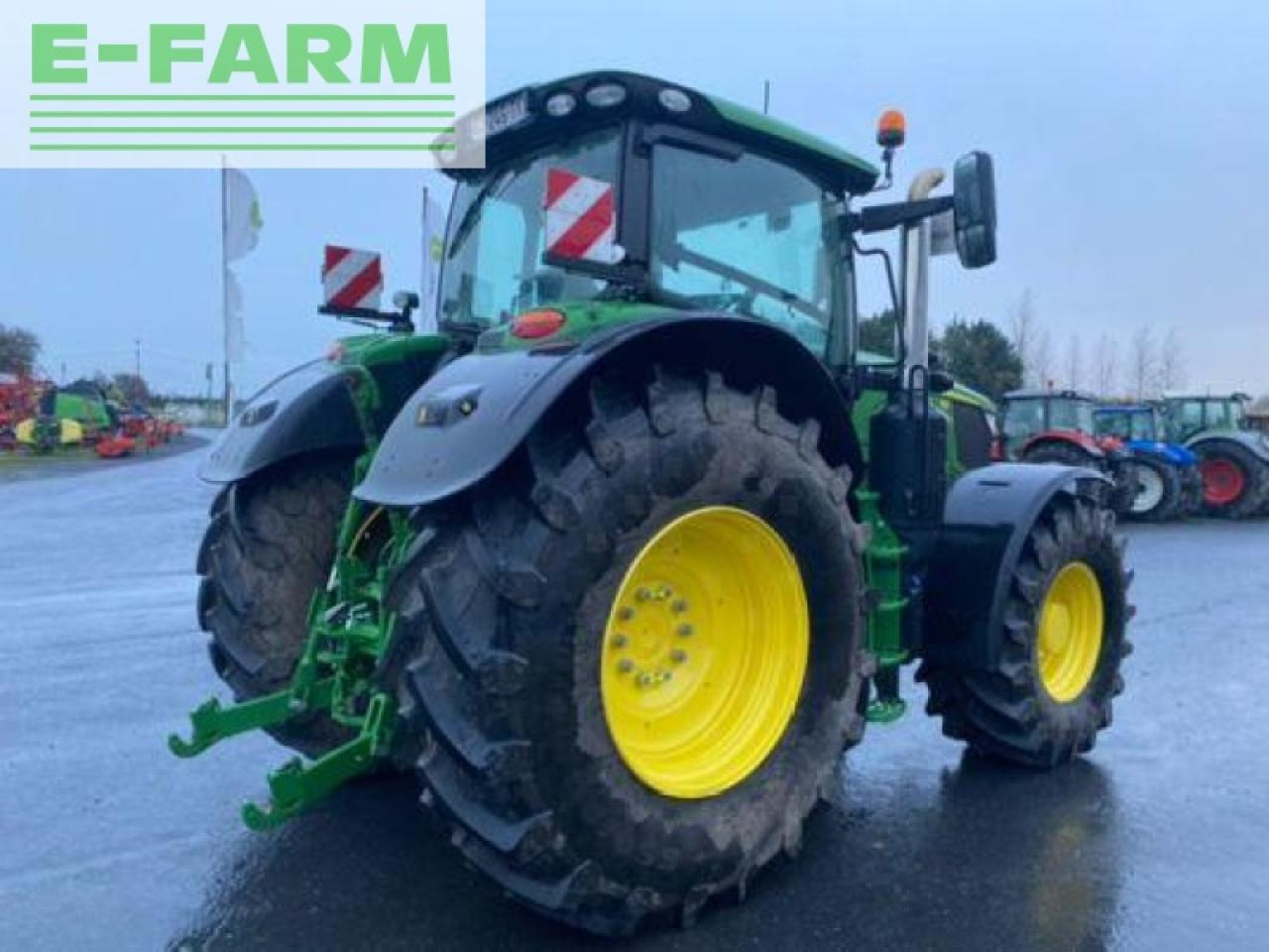 John Deere 6r215 - Tracteur agricole: photos 4 John Deere 6r215 - Tracteur agricole: photos 4