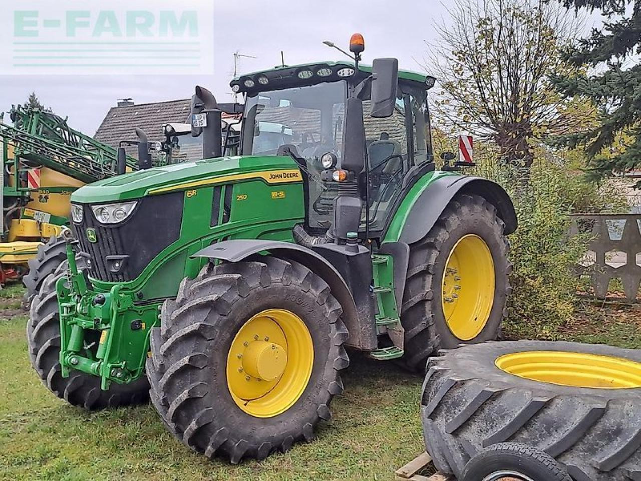 John Deere 6r250 - Tracteur agricole: photos 4 John Deere 6r250 - Tracteur agricole: photos 4