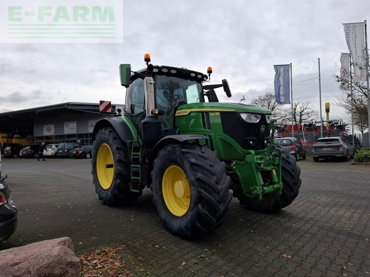 John Deere 6r250 autoqowr - Tracteur agricole: photos 4 John Deere 6r250 autoqowr - Tracteur agricole: photos 4