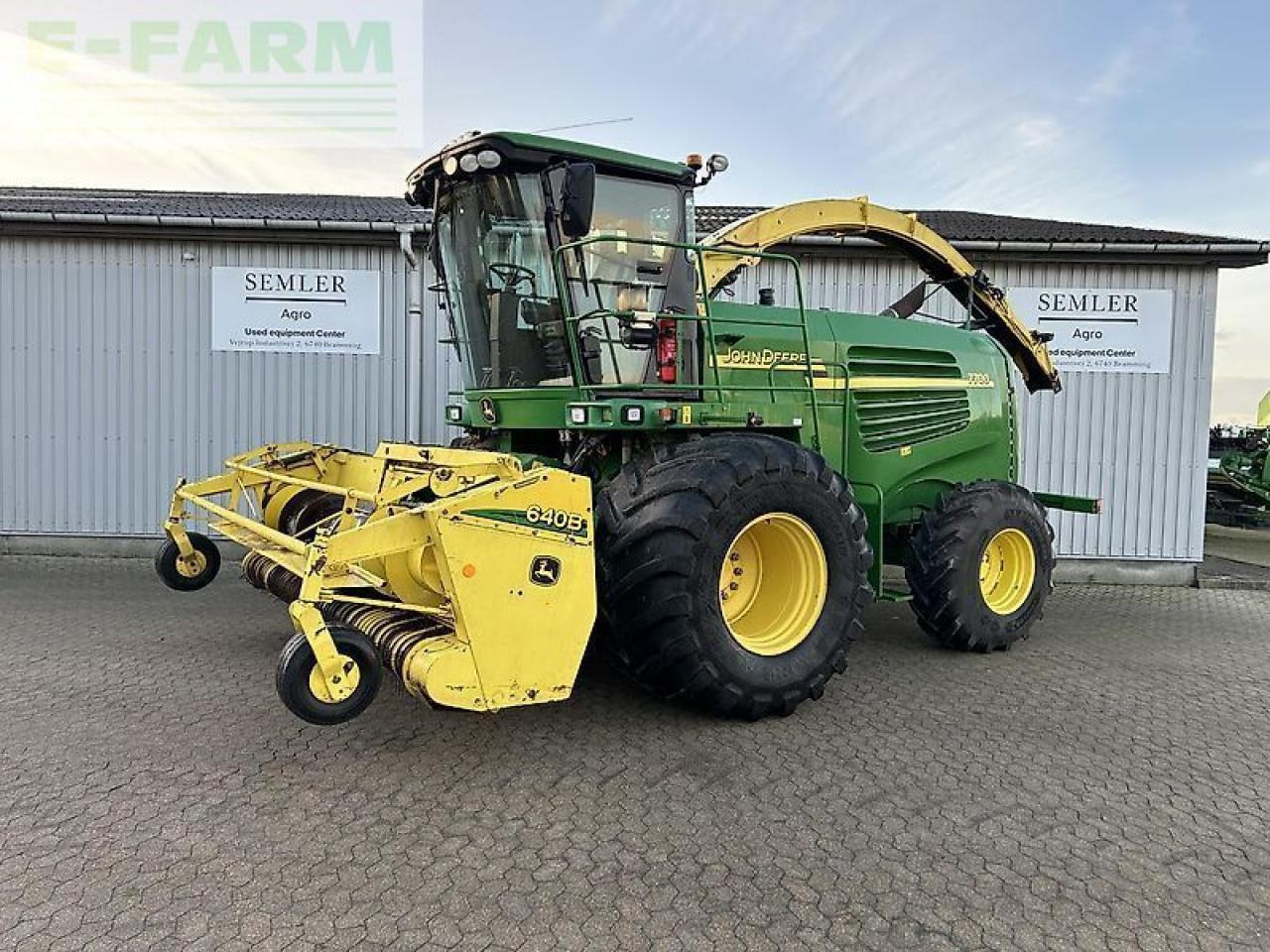 John Deere 7700 - Tracteur agricole: photos 1 John Deere 7700 - Tracteur agricole: photos 1