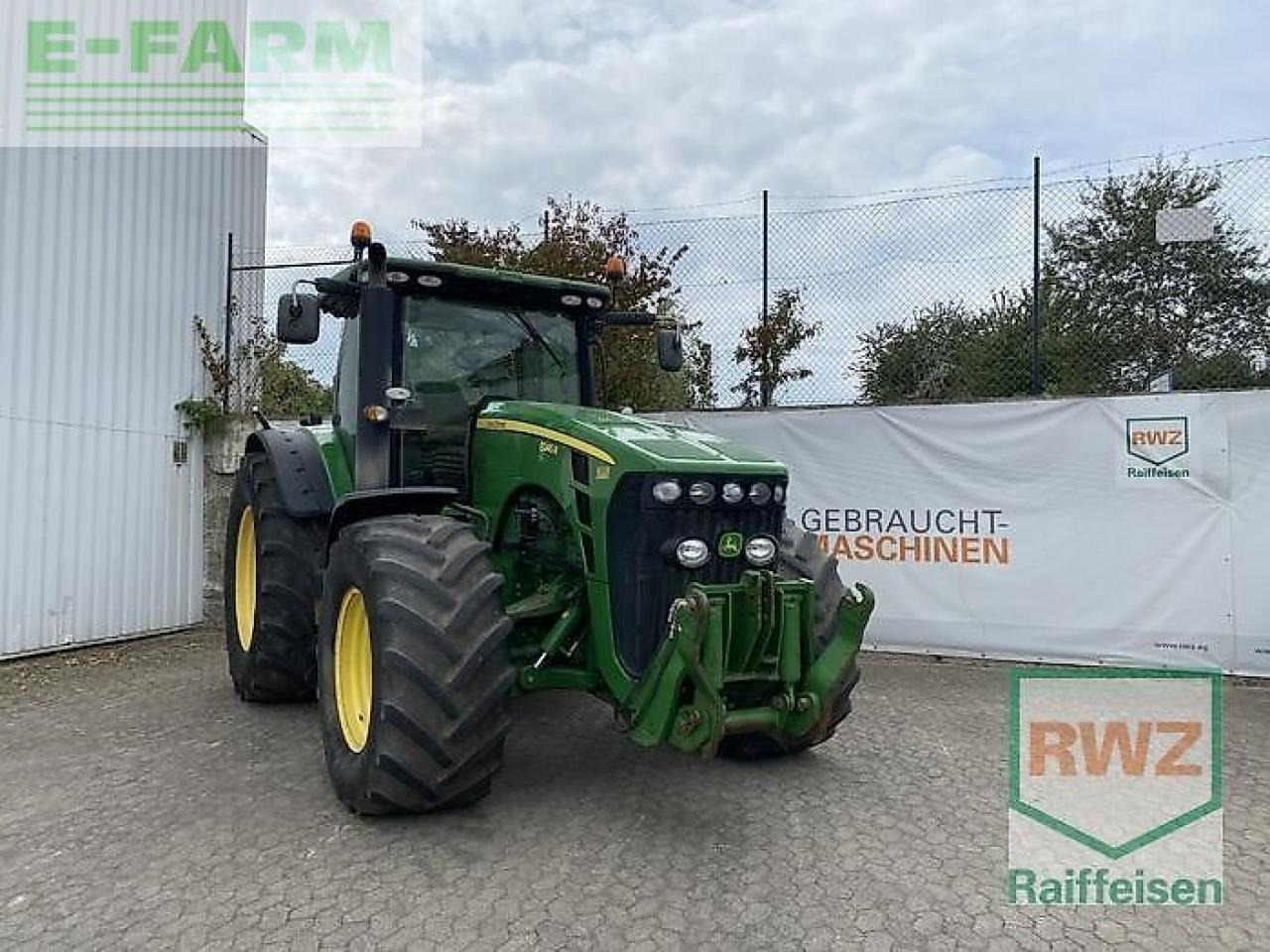 John Deere 8245r - Tracteur agricole: photos 1 John Deere 8245r - Tracteur agricole: photos 1