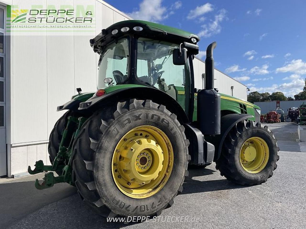 John Deere 8335r - Tracteur agricole: photos 2 John Deere 8335r - Tracteur agricole: photos 2