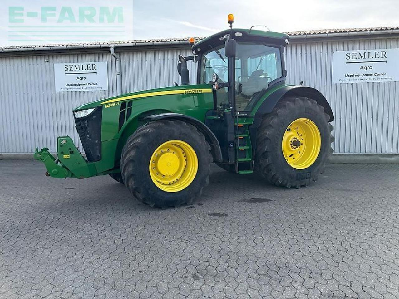 John Deere 8345r - Tracteur agricole: photos 1 John Deere 8345r - Tracteur agricole: photos 1