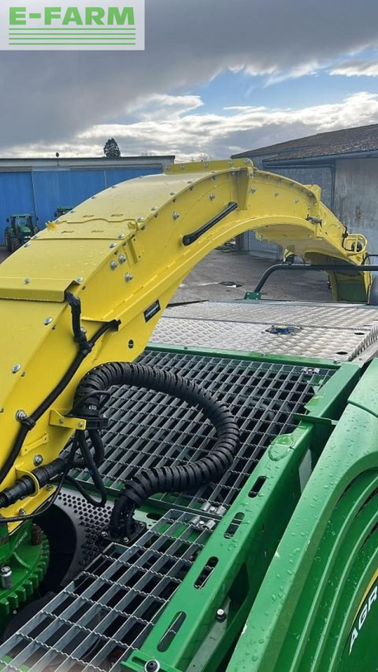 John Deere 8400 - Ensileuse: photos 2 John Deere 8400 - Ensileuse: photos 2