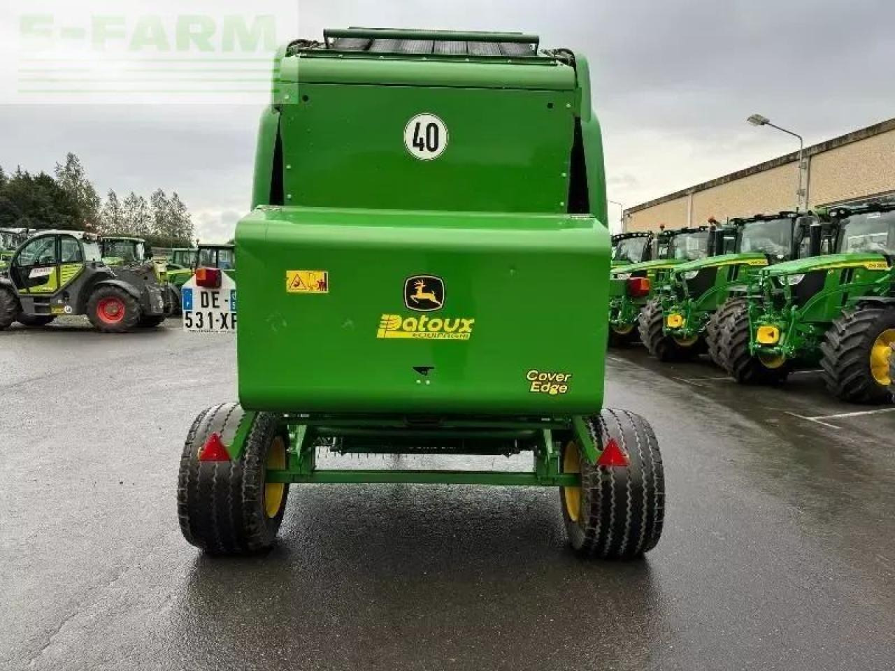 John Deere 864 - Presse à balles cubiques: photos 3 John Deere 864 - Presse à balles cubiques: photos 3