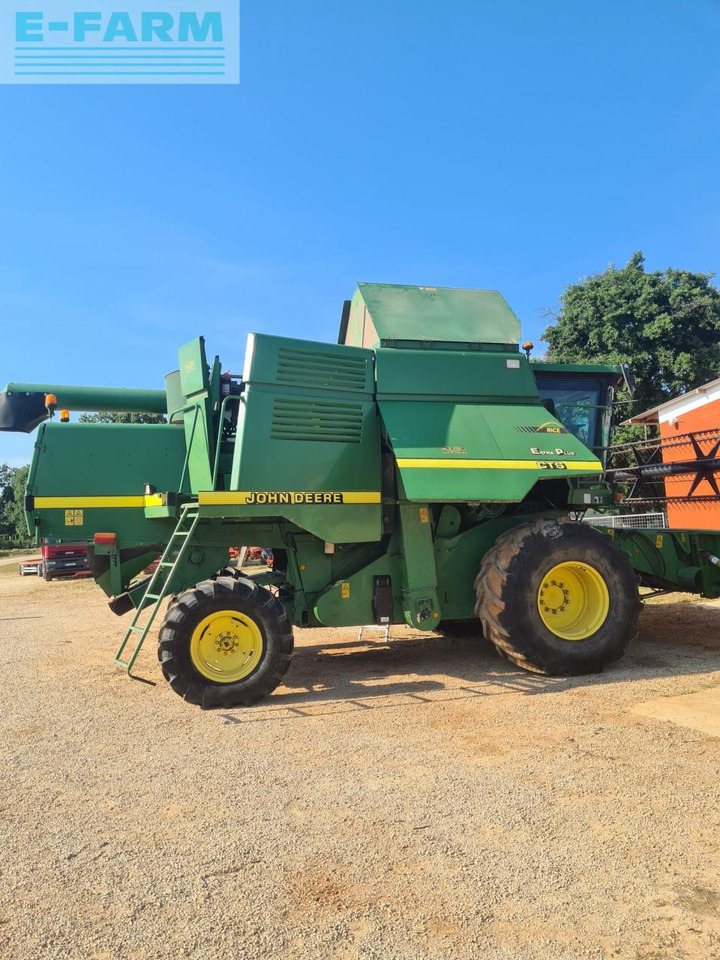 John Deere CTS - Moissonneuse-batteuse: photos 1 John Deere CTS - Moissonneuse-batteuse: photos 1