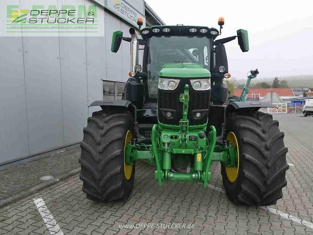 John Deere T660 - Moissonneuse-batteuse: photos 2 John Deere T660 - Moissonneuse-batteuse: photos 2