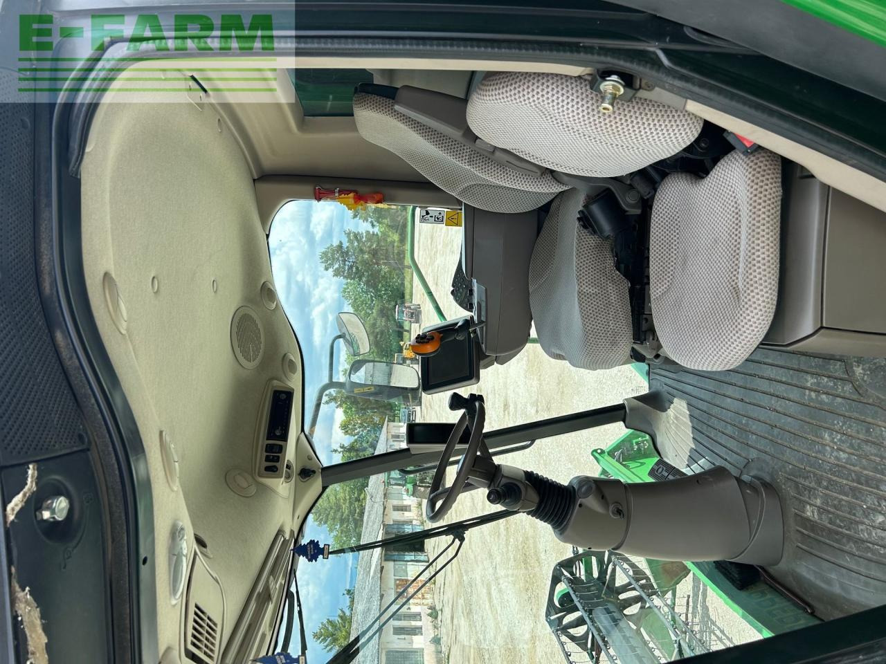 Moissonneuse-batteuse John Deere T670: photos 23