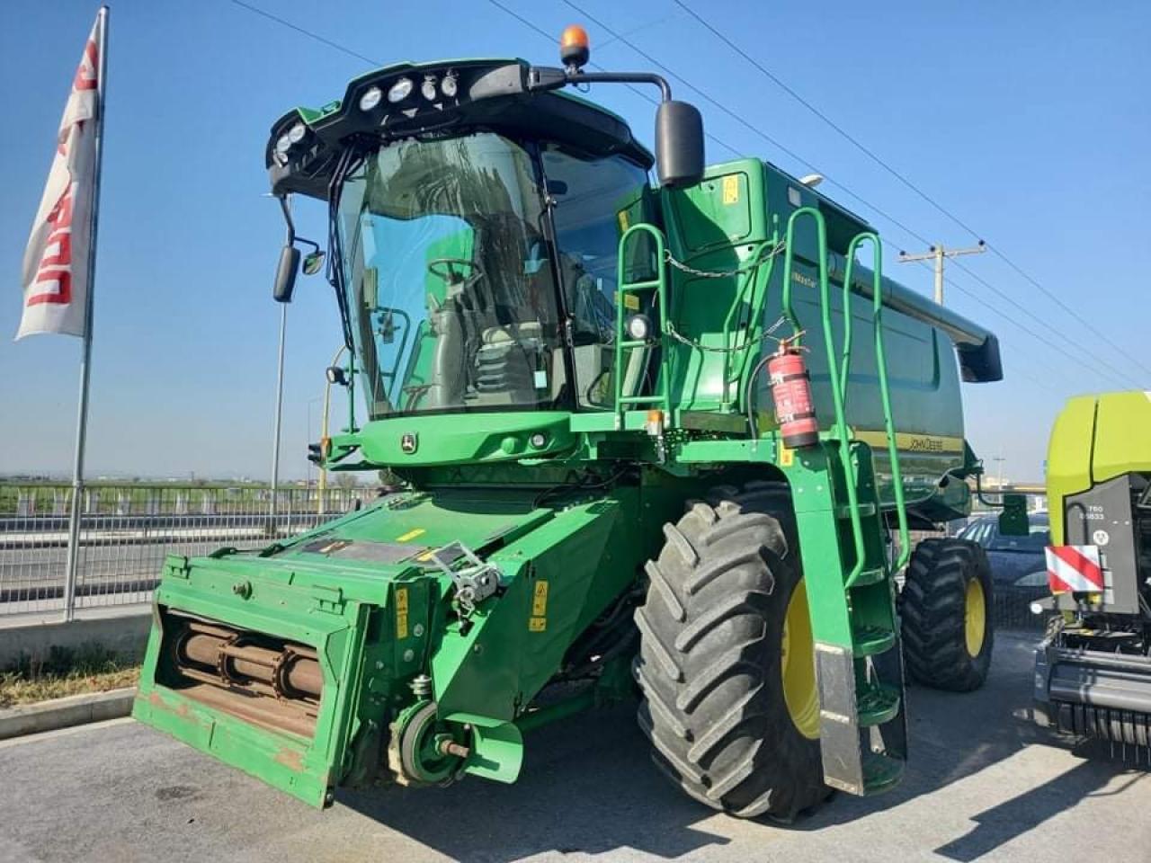 John Deere W650 - Moissonneuse-batteuse: photos 2 John Deere W650 - Moissonneuse-batteuse: photos 2
