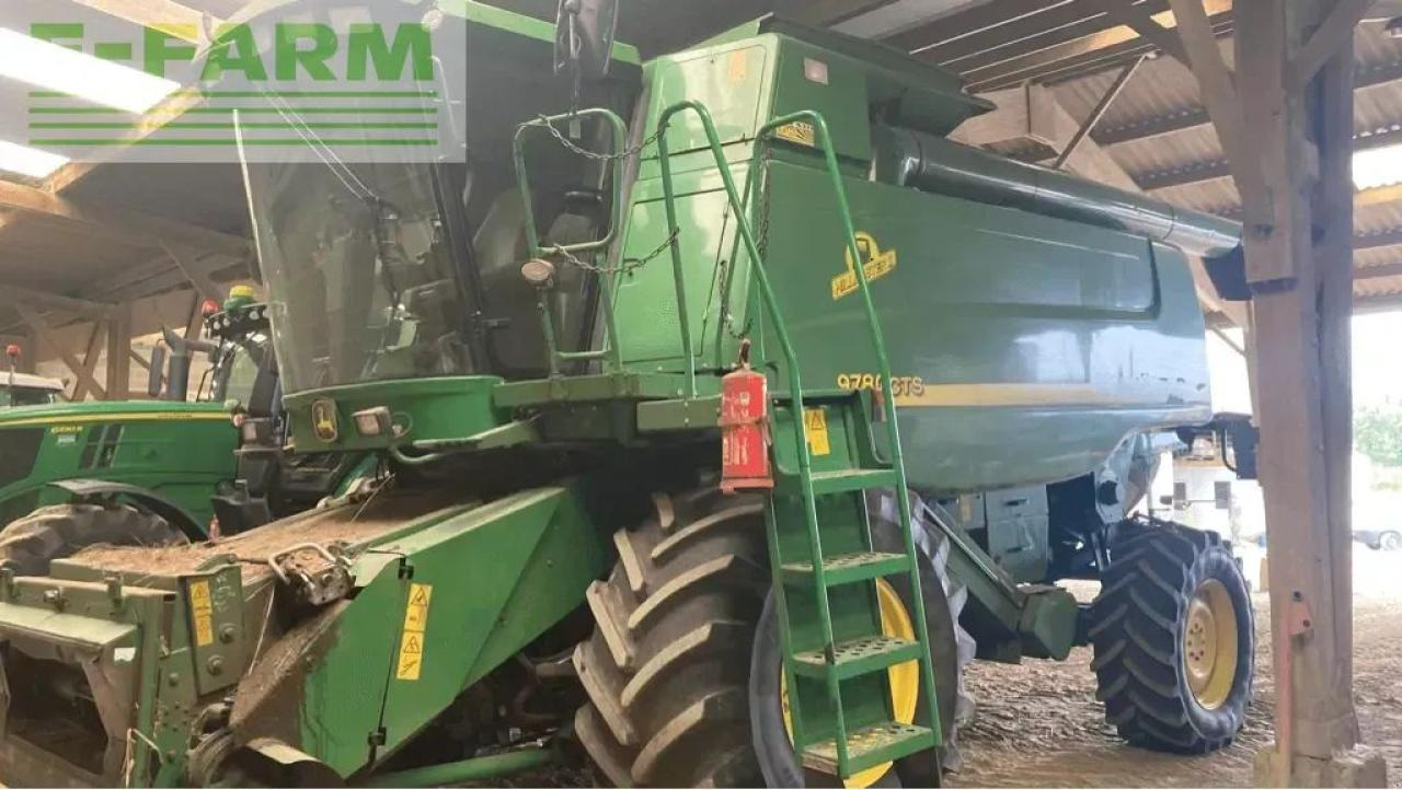 John Deere cts 9780 - Moissonneuse-batteuse: photos 1 John Deere cts 9780 - Moissonneuse-batteuse: photos 1