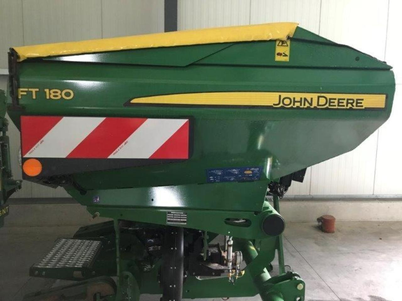 John Deere ft180 - Combiné de semis: photos 4 John Deere ft180 - Combiné de semis: photos 4