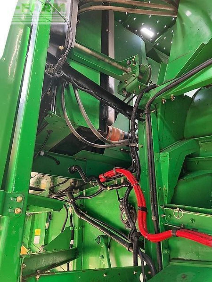 John Deere john deere 9880i sts - Moissonneuse-batteuse: photos 5 John Deere john deere 9880i sts - Moissonneuse-batteuse: photos 5
